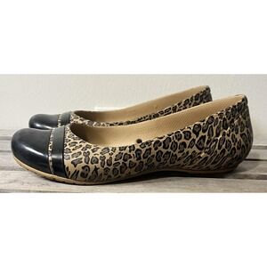 Crocs Shoes Womens Size 7 Beige Leopard‎ Print Cap Toe Ballet Flats Comfort